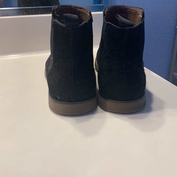 Black Steve Madden Boots. Size: 11. - Picture 3 of 4